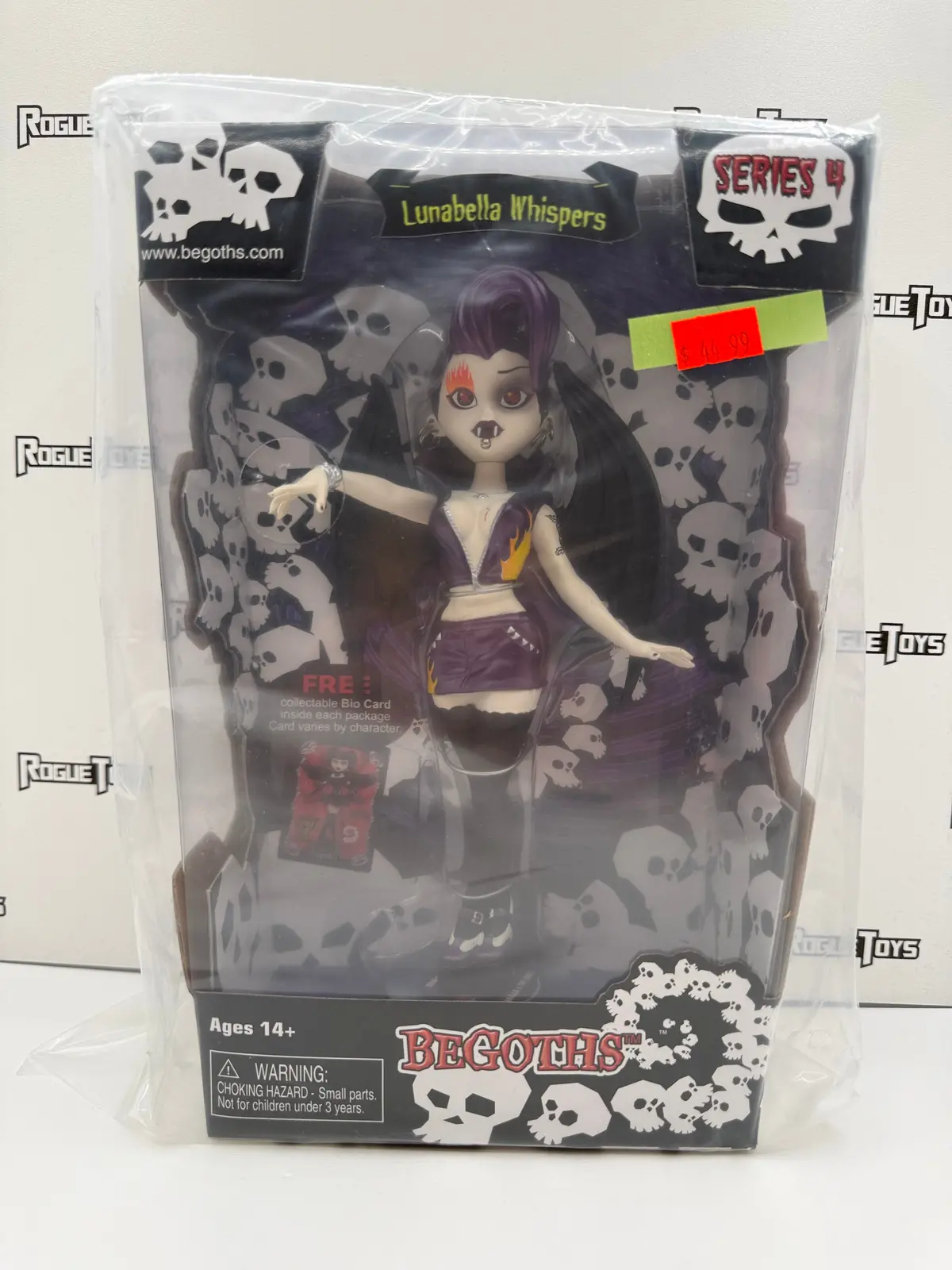 Bleeding Edge Begoths Series 4 Lunabella Whispers (Purple Dress Exclusive) 1