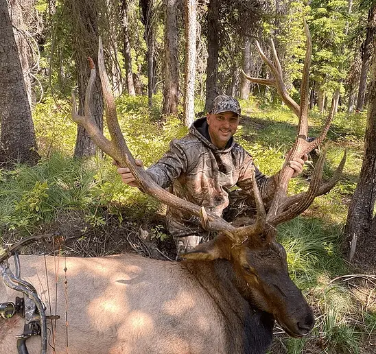 Waypoint Outfitters - General Elk/Deer Combo Hunt - 1:1 Guided 1