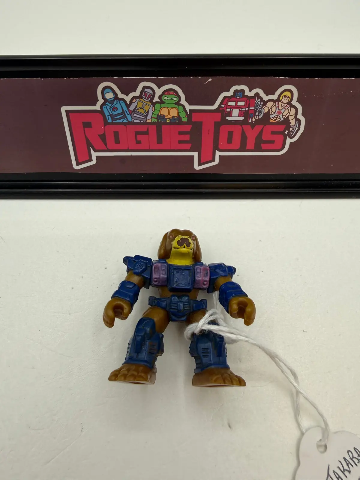 Hasbro Takara Vintage Battle Beasts #61 Pixelated Pointer W/ Weapon 1