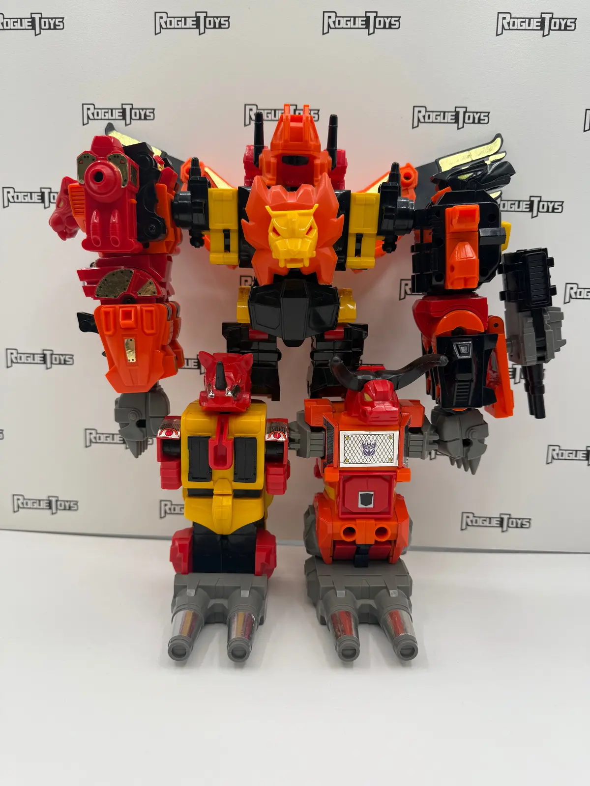 Hasbro Transformers G1 Combiners Decepticon Predaking 1