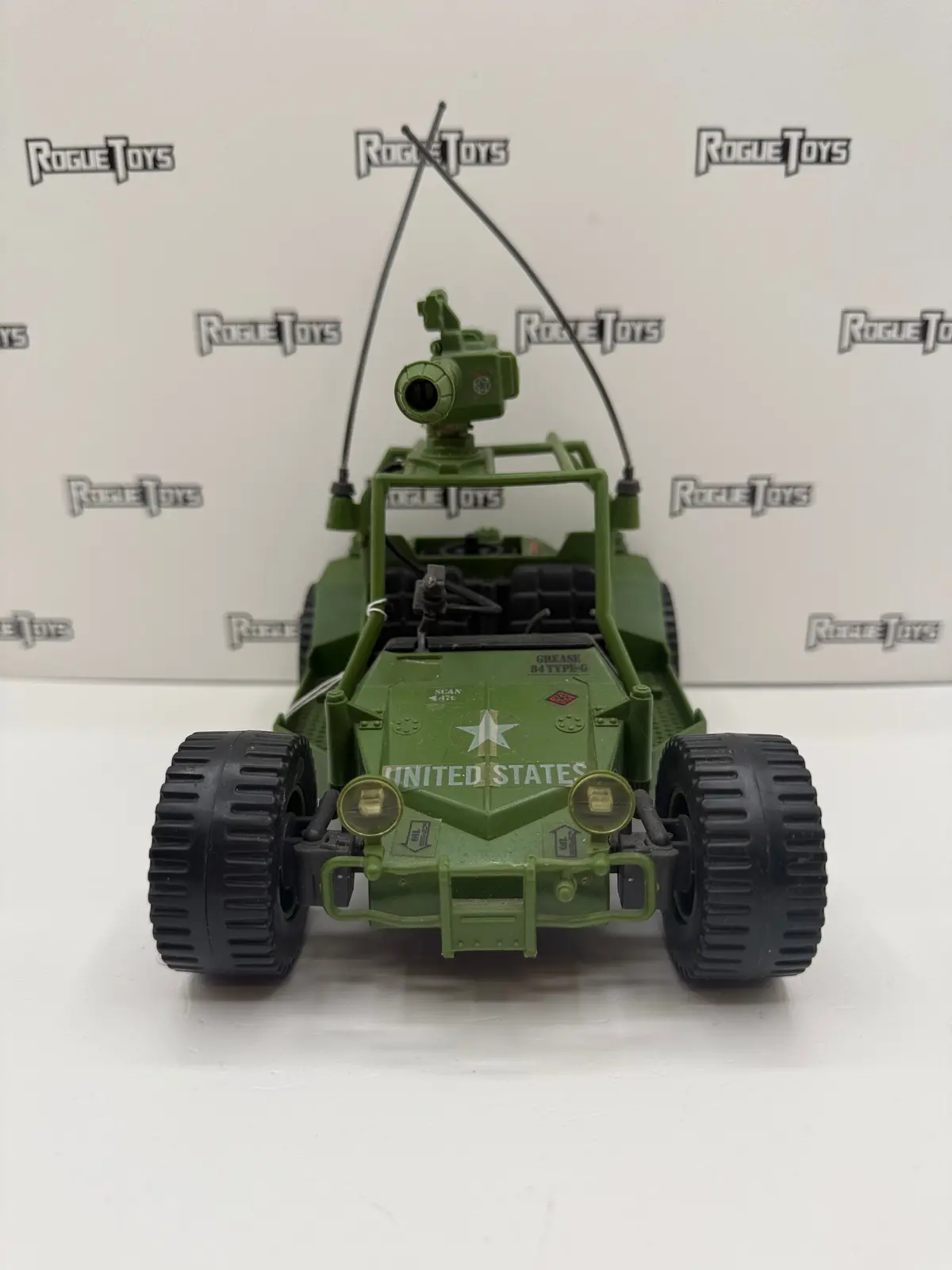 Hasbro G.I. Joe A.W.E. Striker 1