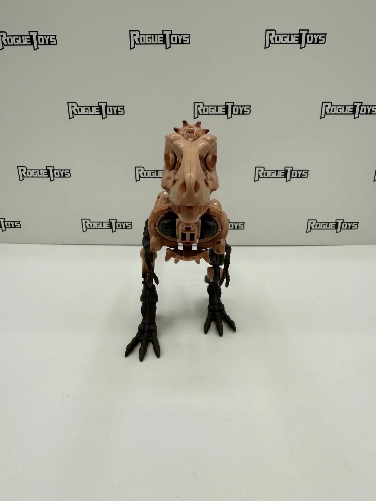 Hasbro Transformers War For Cybertron Kingdom Deluxe Class Predacon Paleotrex 1
