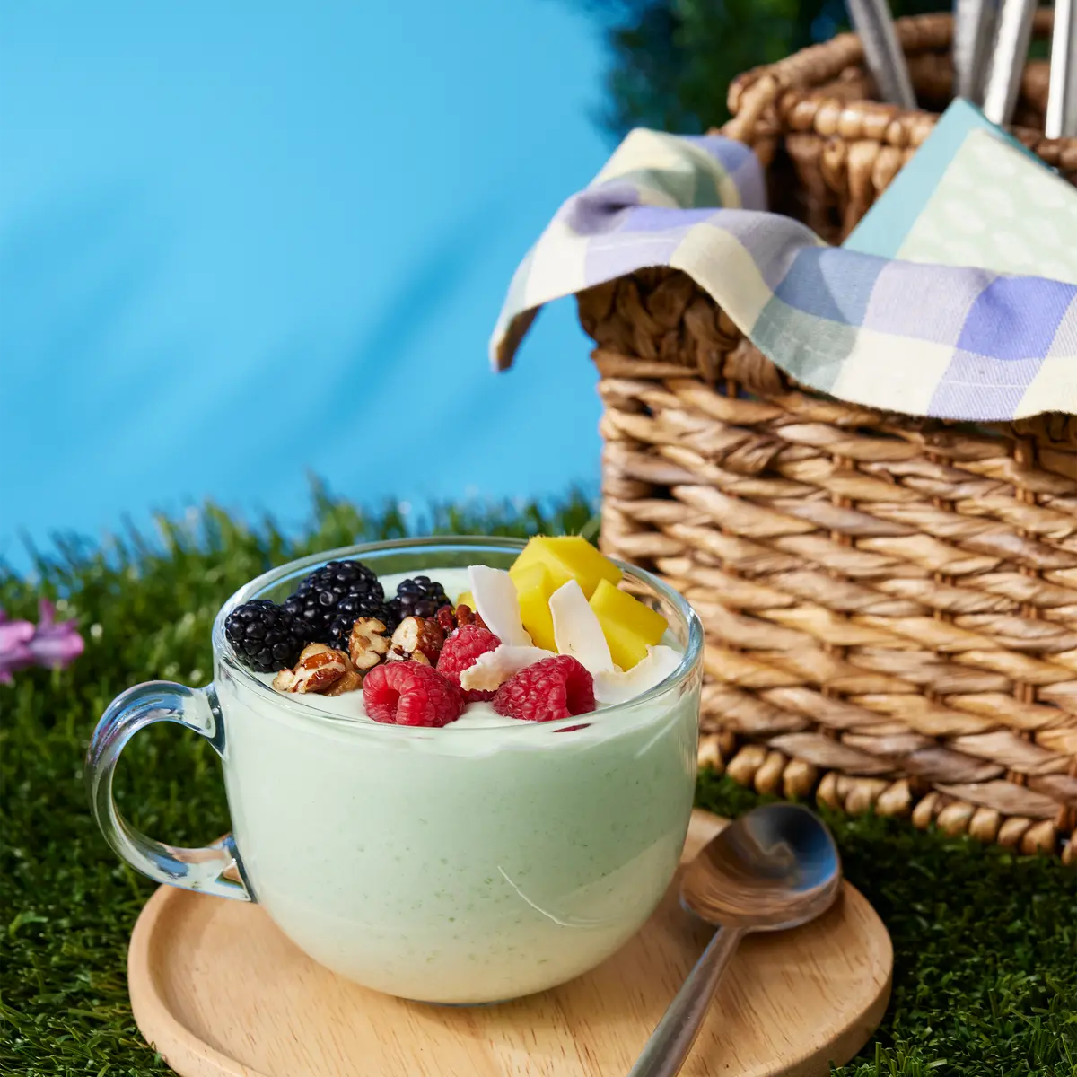 Dragonfly Honeydew Smoothie Cup 1