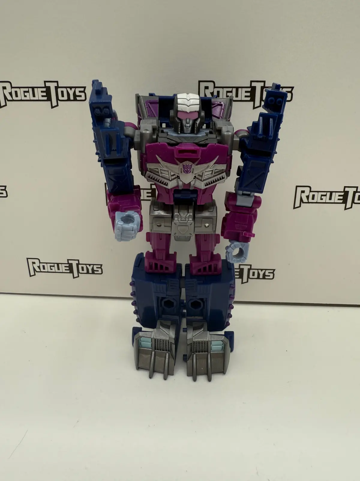 Hasbro Transformers Legacy Evolution Generations Deluxe Class Decepticon Axlegrease 1