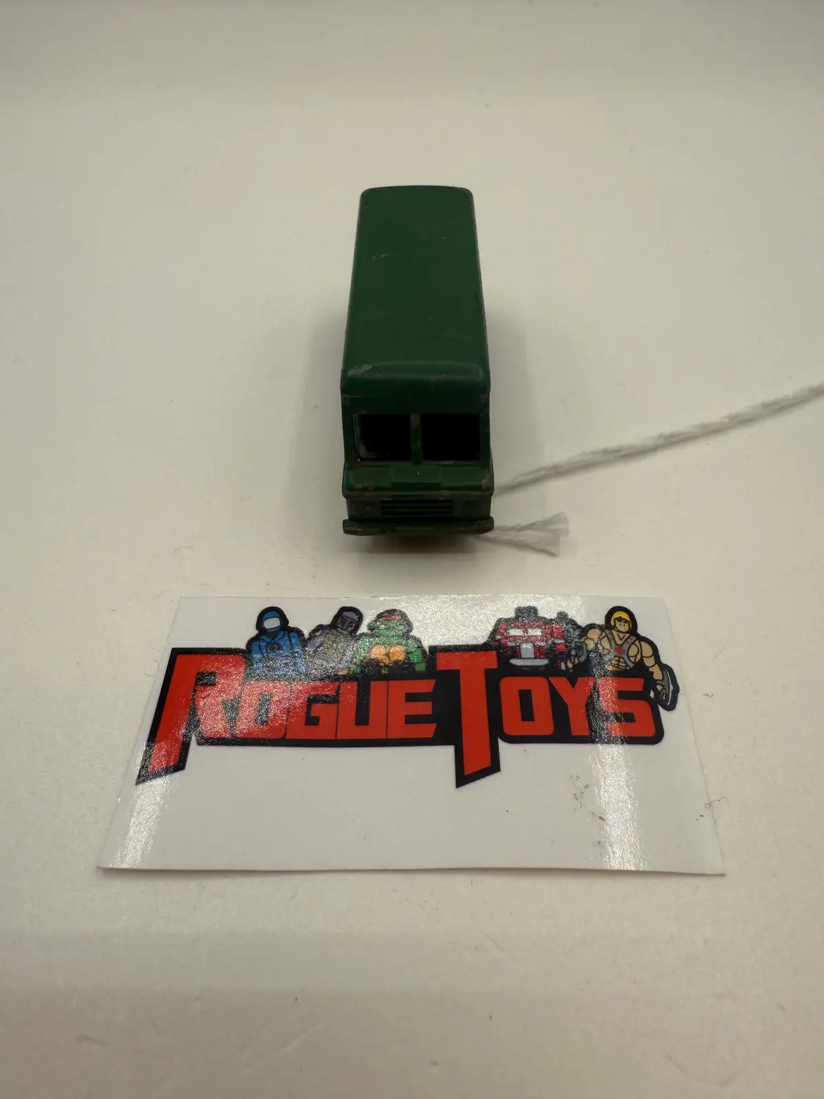 Budgie Model Rea Express Parcel Delivery Van 1