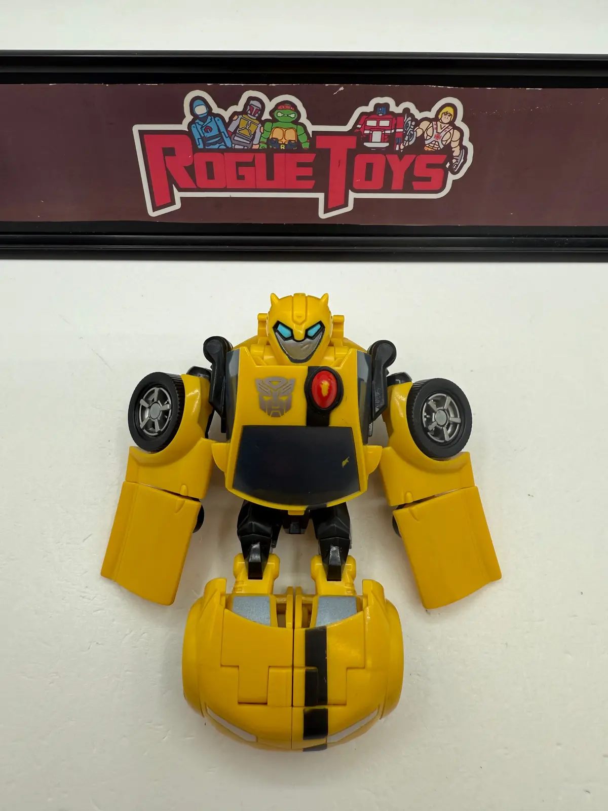 Hasbro Transformers Animated Activators Autobot Bumblebee 1