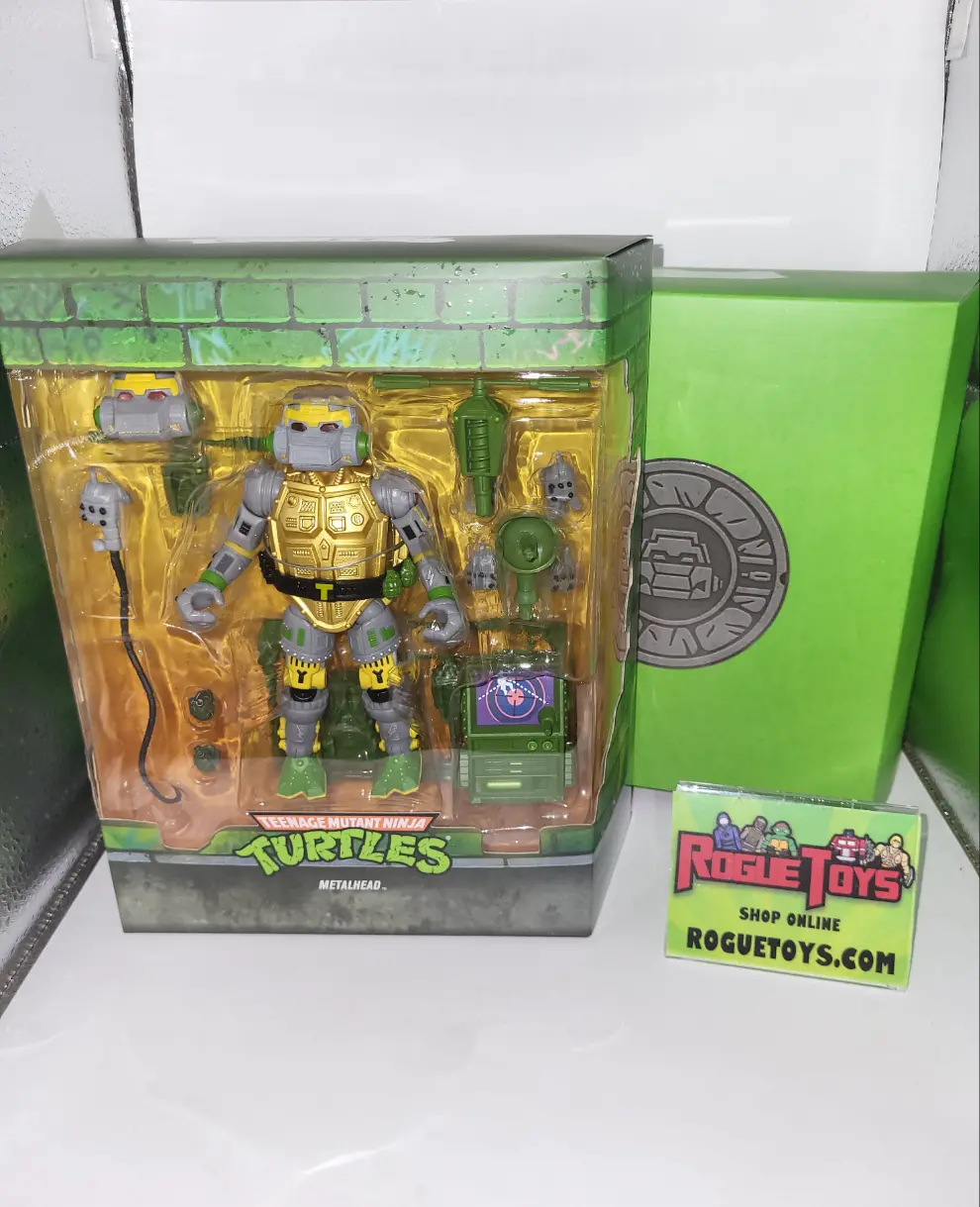 Super 7 Ultimates Tmnt- Metalhead 1