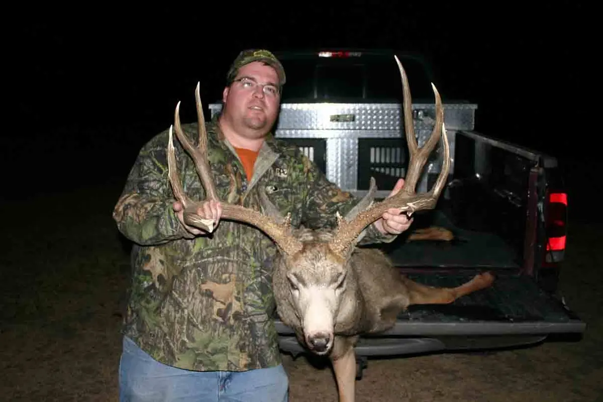 Burke Farms - Nebraska Diy Archery Deer Hunt (4Day) 1