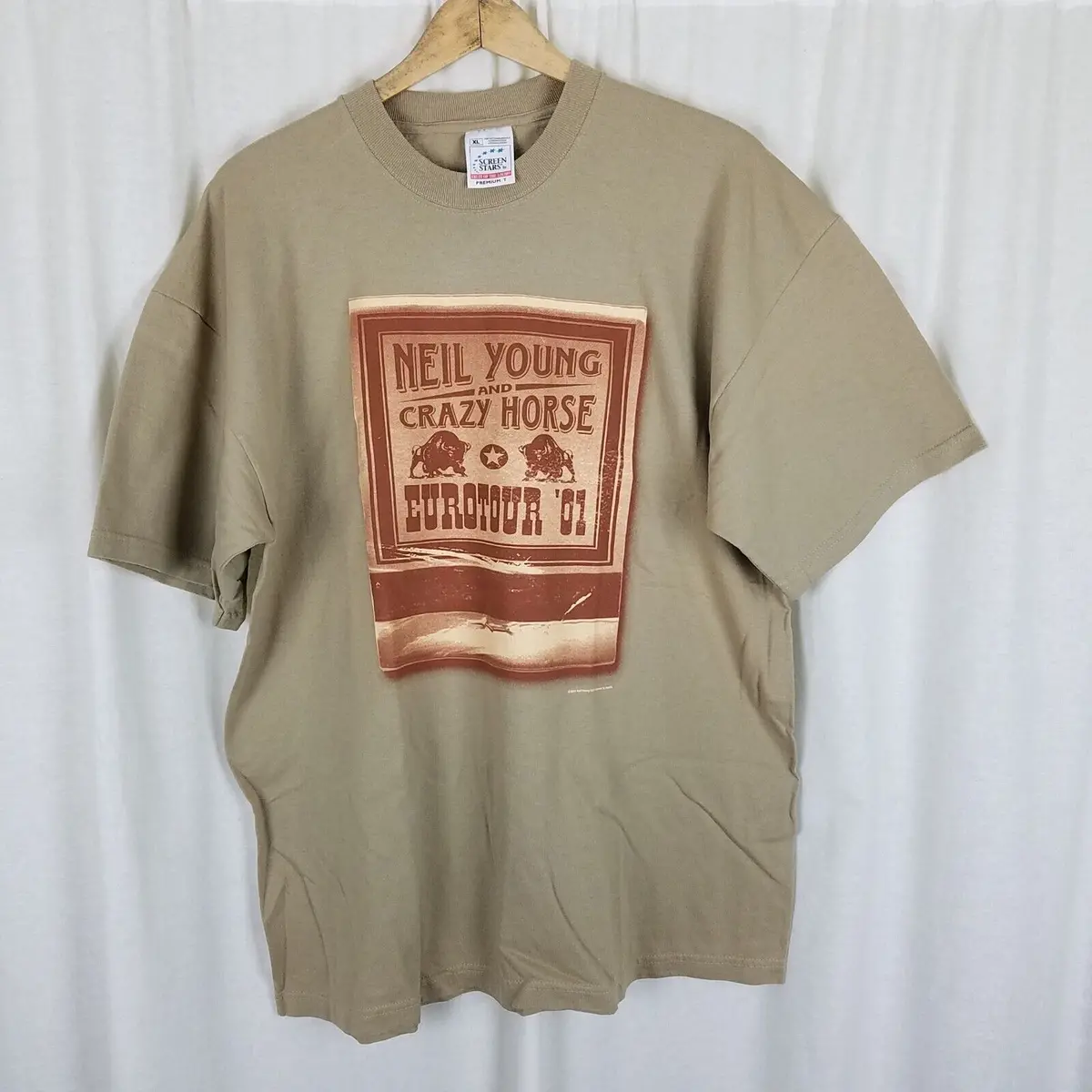 Vintage Neil Young And Crazy Horse Eurotour '01 Concert Tshirt Mens Xl Y2k 1