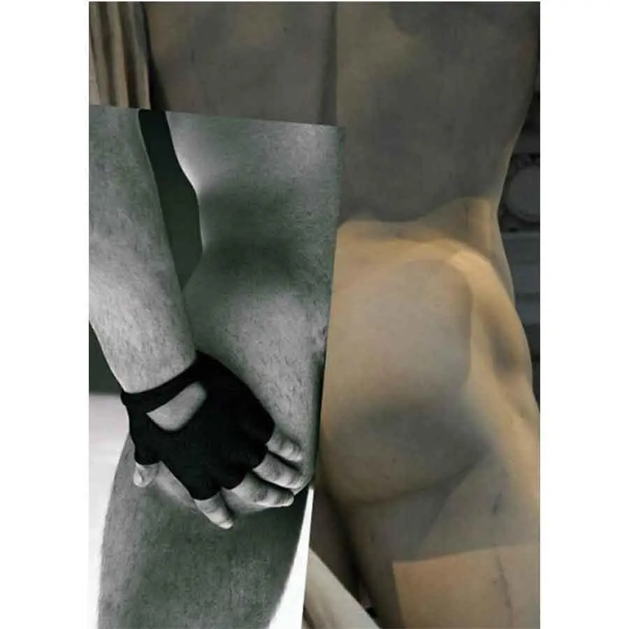 Naro Pinosa Man Sculpture Butt Postcard 1