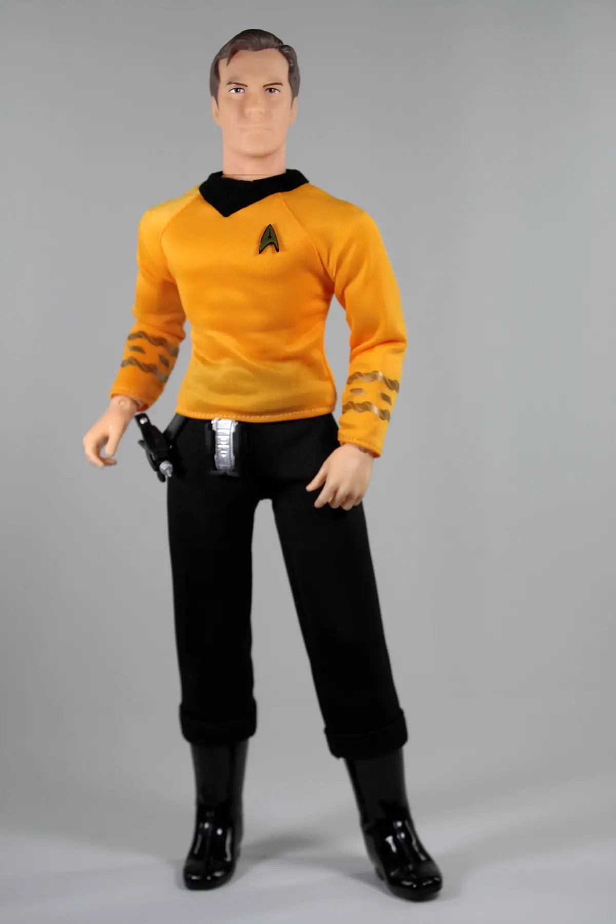 Mego - Star Trek (The Original Series) - Captain Kirk 14-Inch Limited Edition Action Figure (62923) Low Stock 2