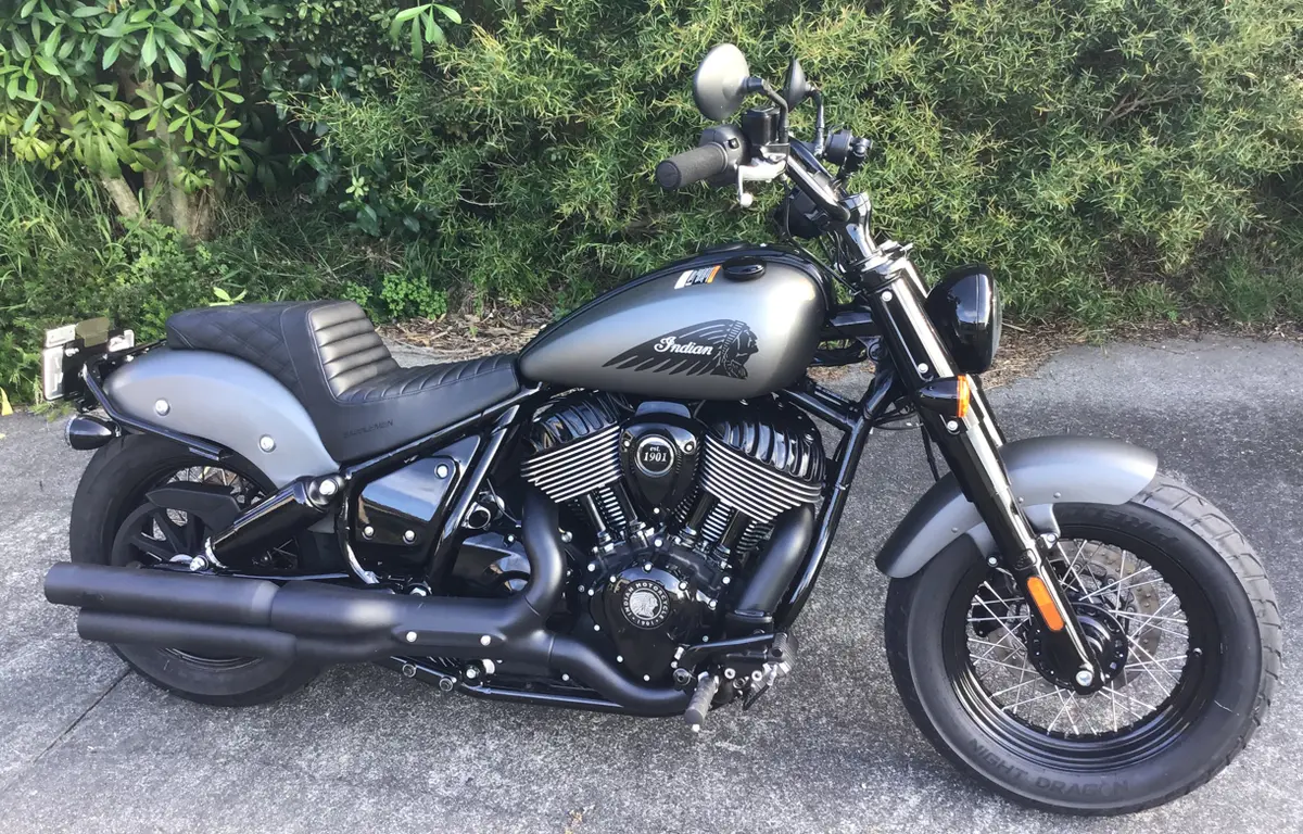 Customizable '22+ Indian®  Chief, Chief Dark Horse Step-Up Seat - Black 1