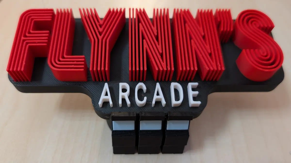 Tron: Flynn's Arcade - Desk Paper Weight/Novelty Pop Art - Red, Black, White, Blue - 16 X 7.5 X 6 Cm 1