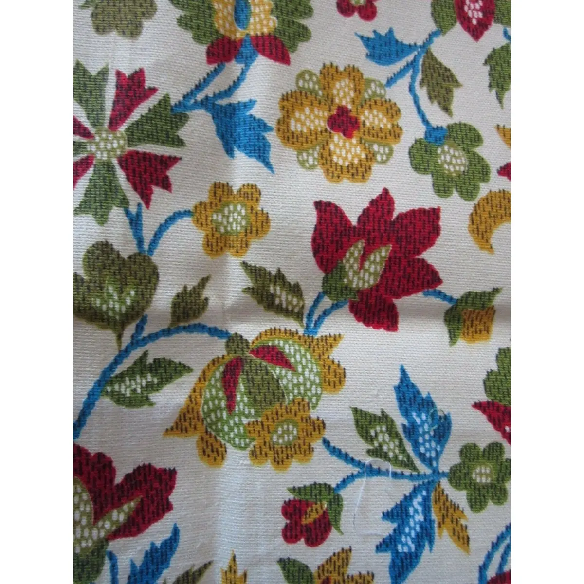 Vintage Jacobean Cotton Embroidered Tapestry Look Flowers Quilting Fabric Crafts 1