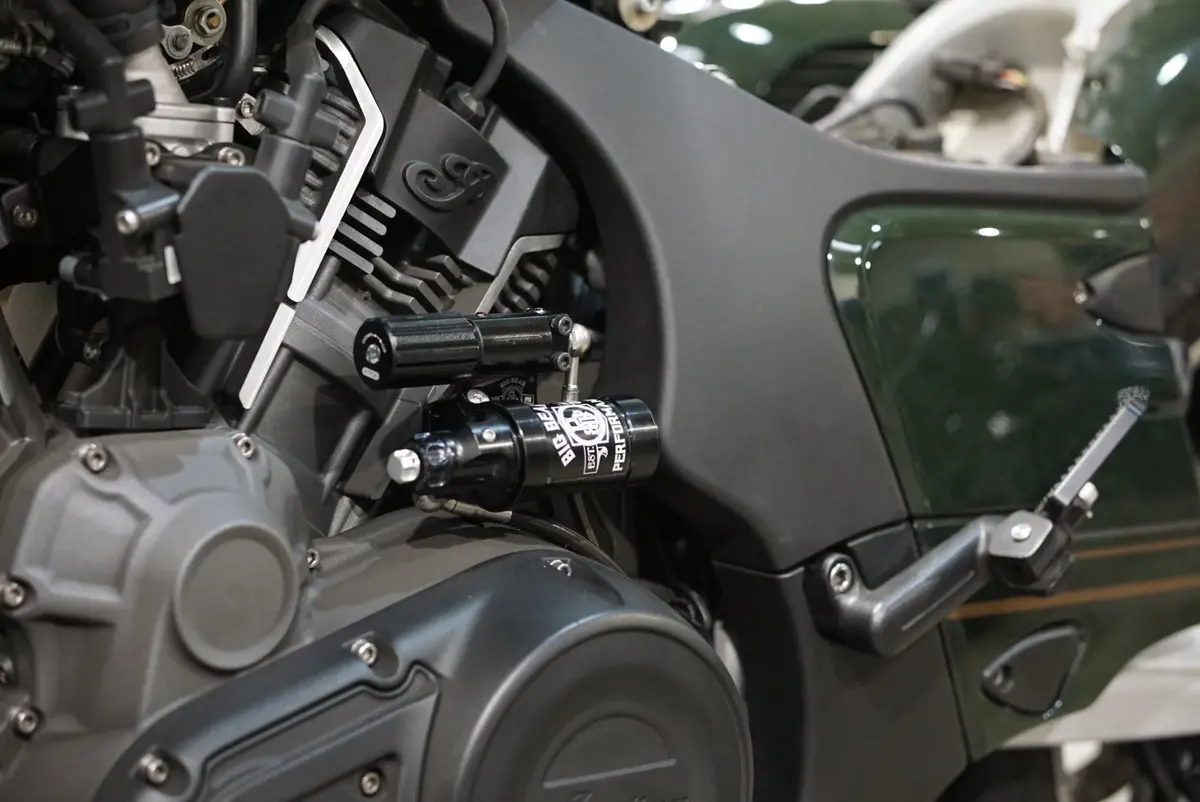 High-Performance Shocks For Indian Challenger 1