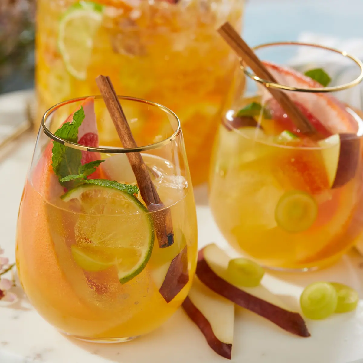 Traditional White Wine Sangria 1