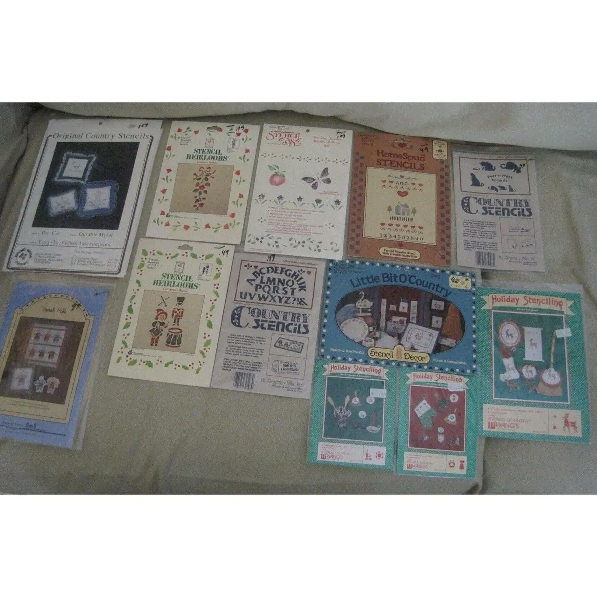 Country Stencil Heirlooms Christmas Alphabet Numbers Borders Homespun Art Signs 1