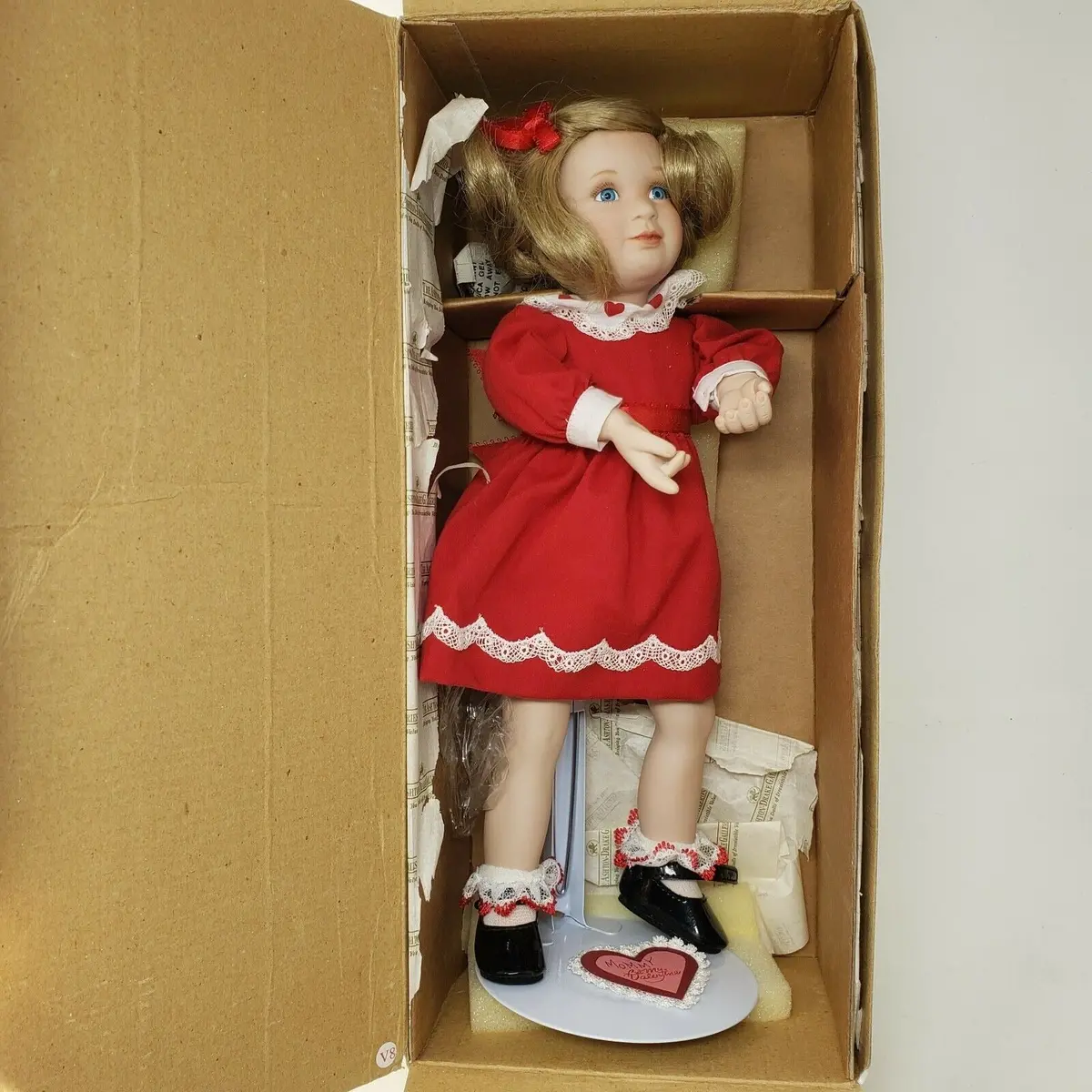 Vintage Ashton Drake Valentines Day Gifts For Mommy Collection Porcelain Doll 1