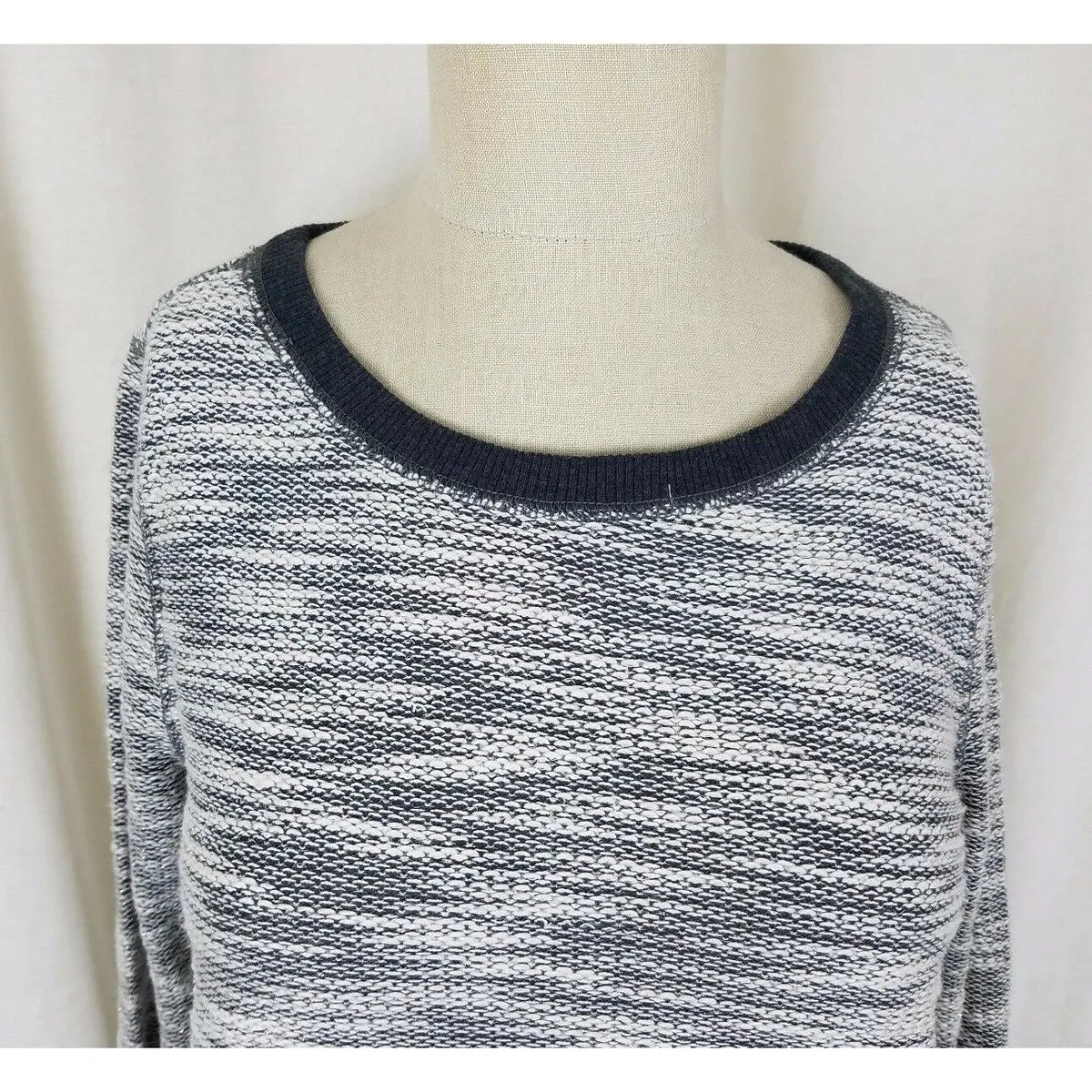 Abercrombie & Fitch Side Zip Up Scoop Neck Mottled Gray Knit Sweater Womens S 2