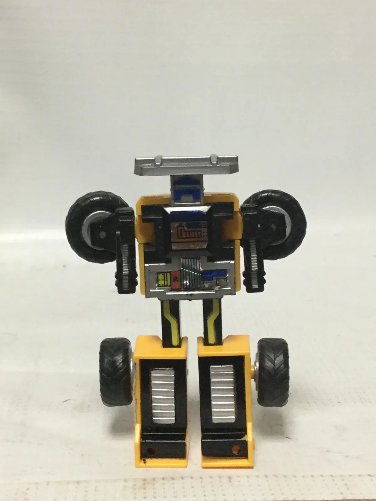 Remco Zybots 07 Wrecker Tow Truck 1