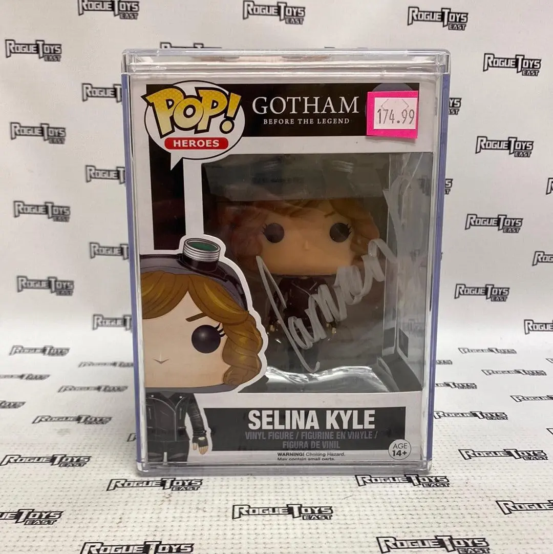 Funko Pop! Heroes Gotham: Before The Legend Selina Kyle (Signed By Camren Bicondova) 1