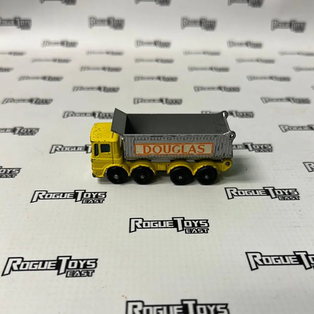 Lesney Matchbox Vintage 8 Wheel Tipper 1