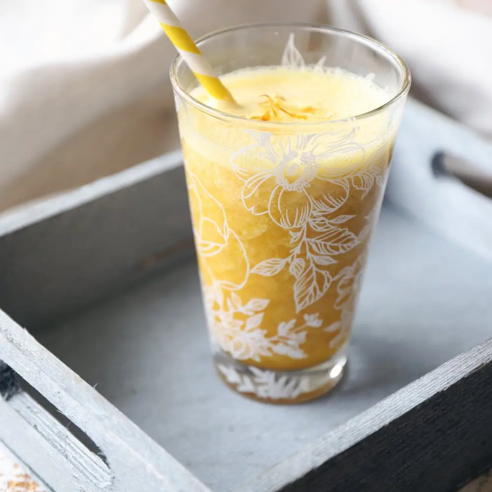 Peachy Chai Cobbler Smoothie 1