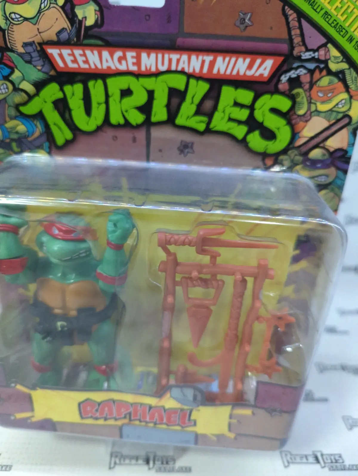 Playmates Toys Teenage Mutant Ninja Turtles Classic Collection Raphael 1