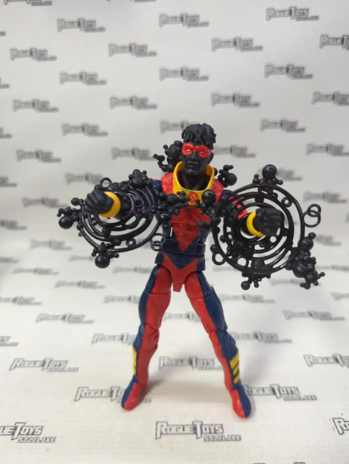Hasbro Marvel Legends Sunspot (Strong Guy Baf Wave) 1