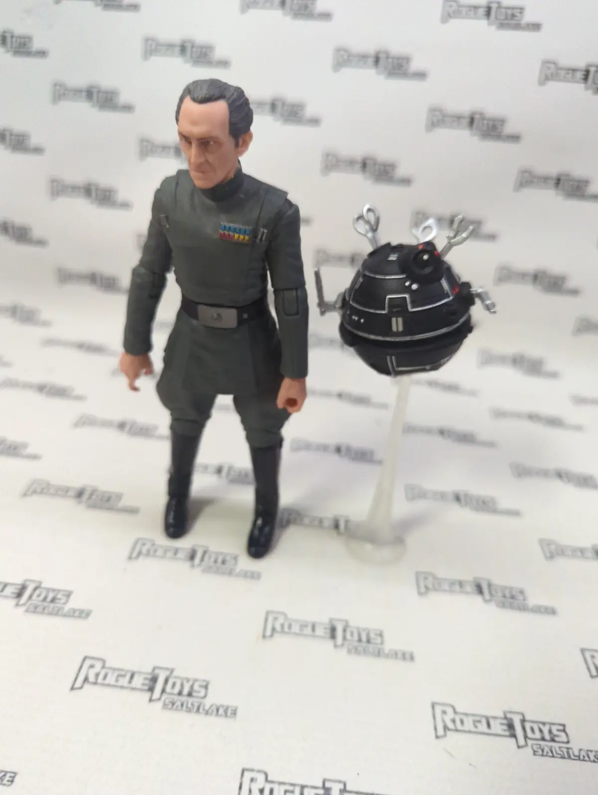 Hasbro Star Wars The Black Series Grand Moff Tarkin 1