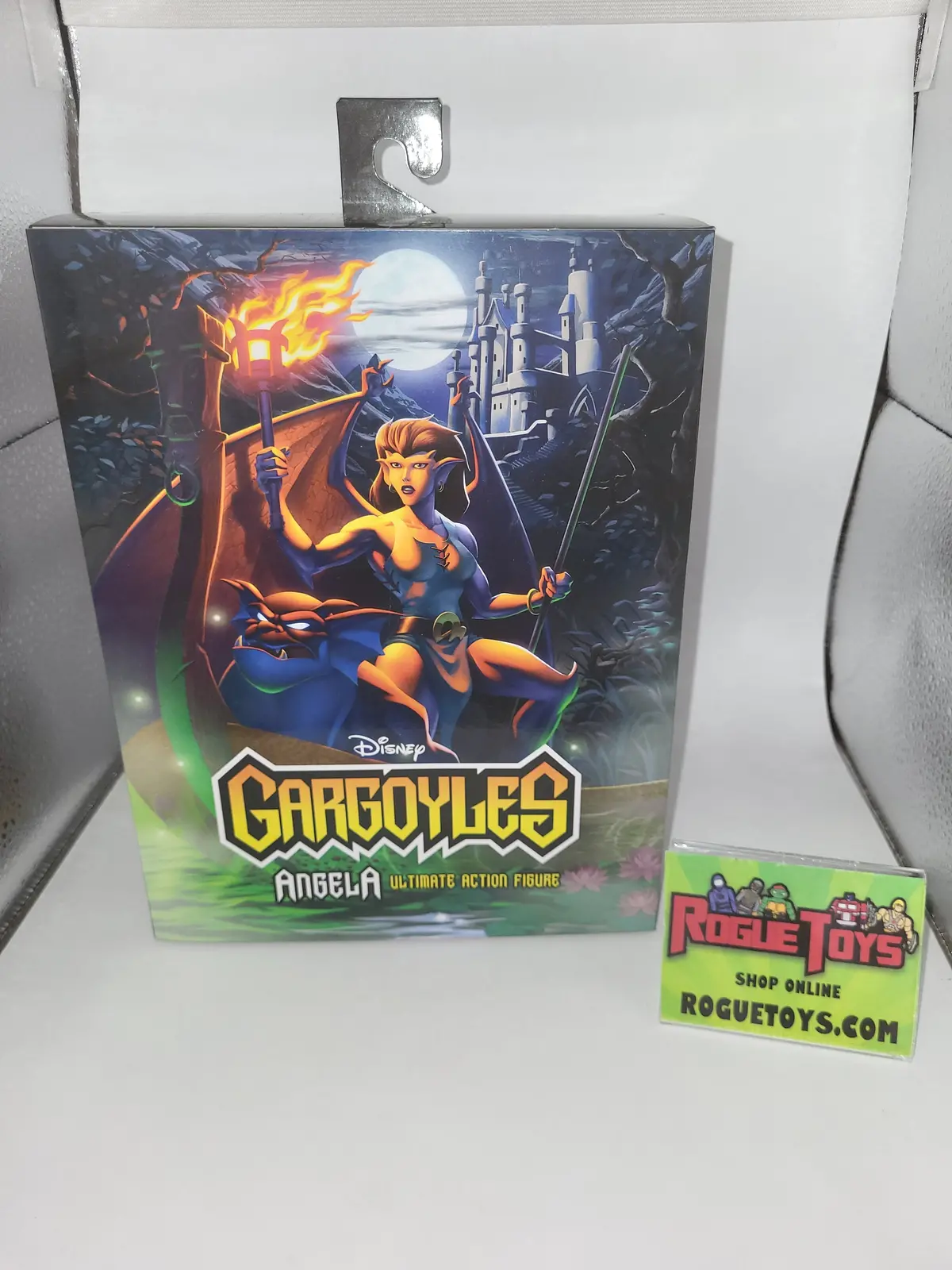 Neca Gargoyles- Angela 1