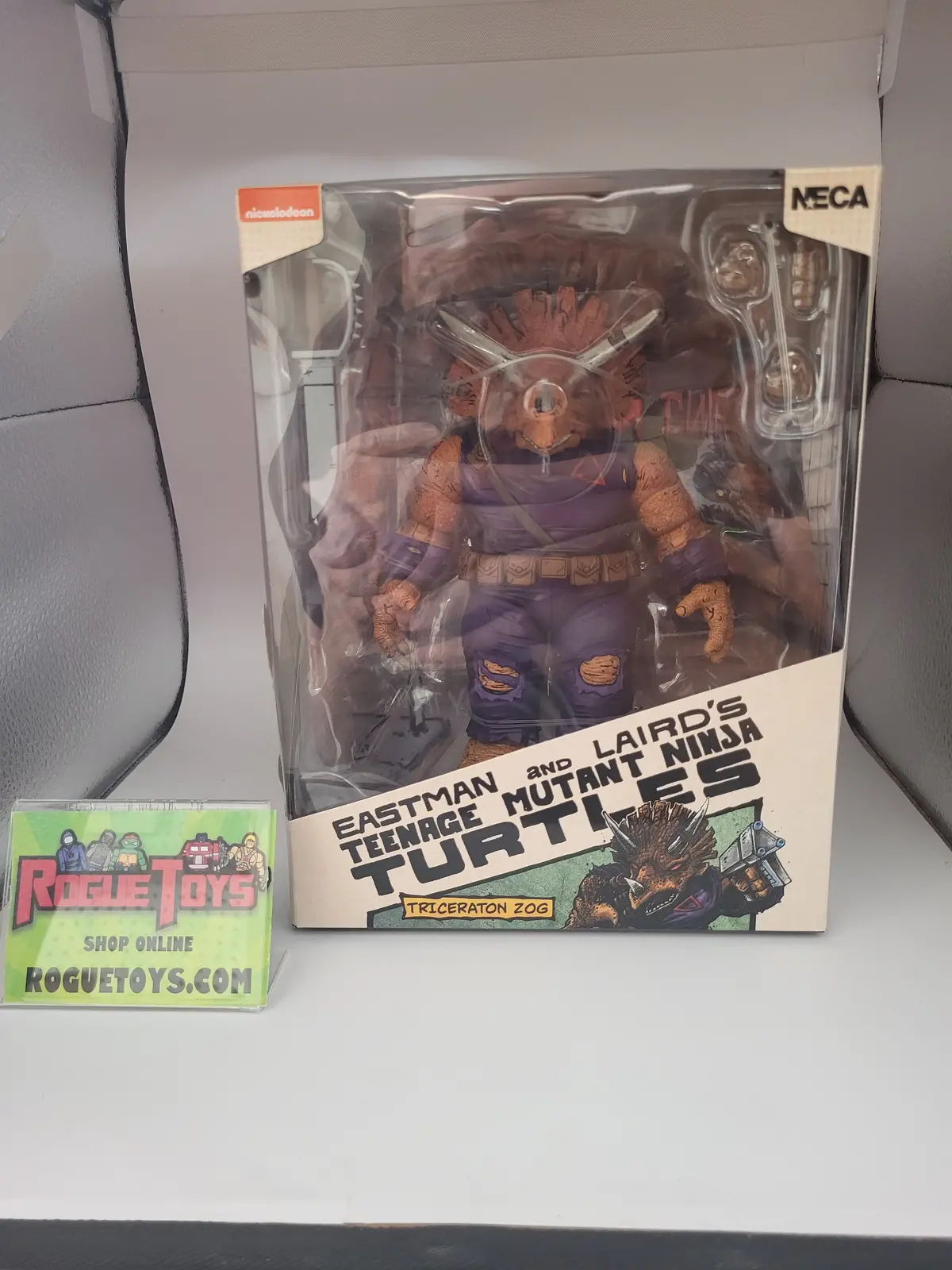 Neca Eastman And Laird's Tmnt- Triceraton Zog 1