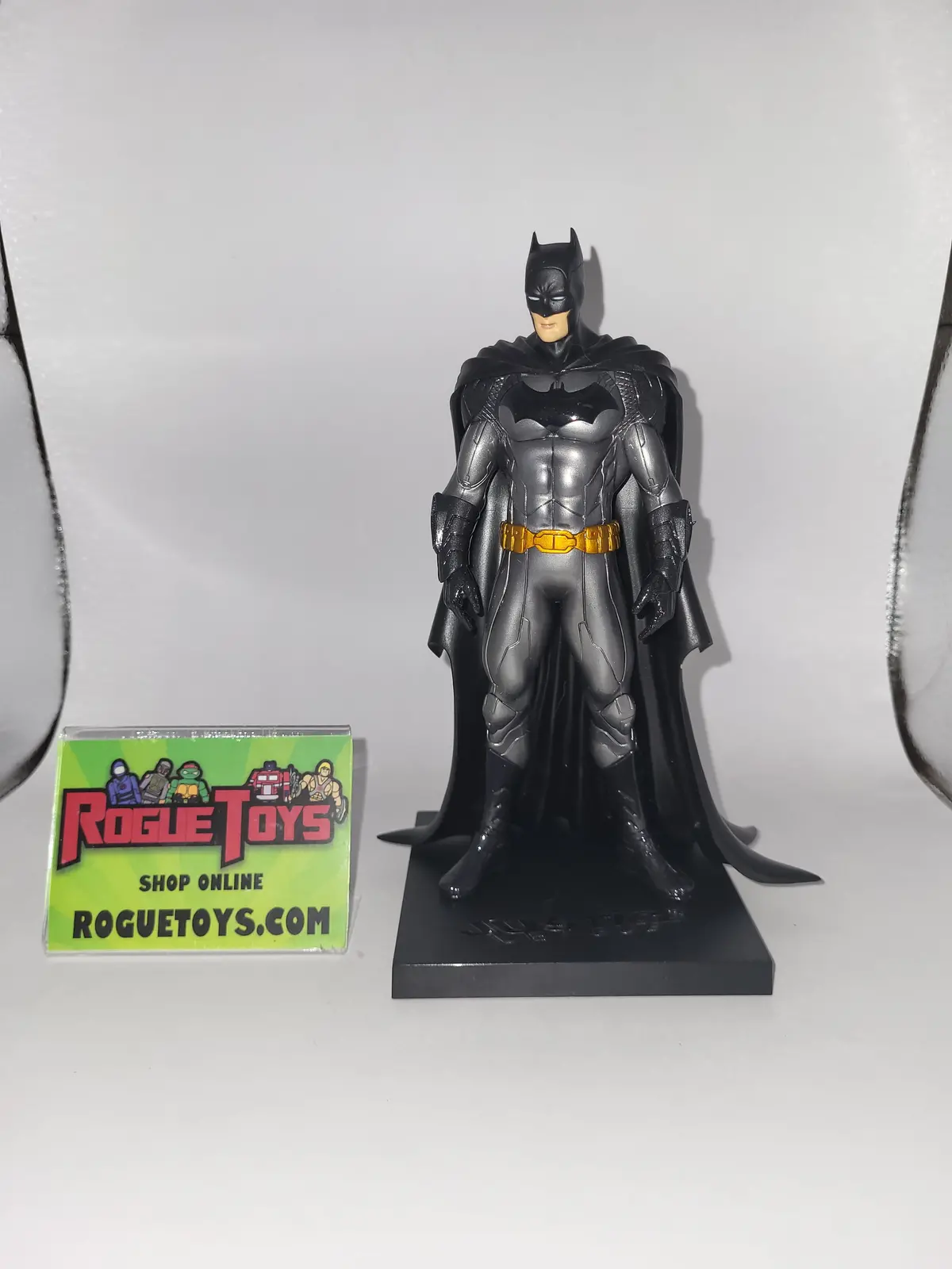 Artfx Justice League- Batman Statue 1