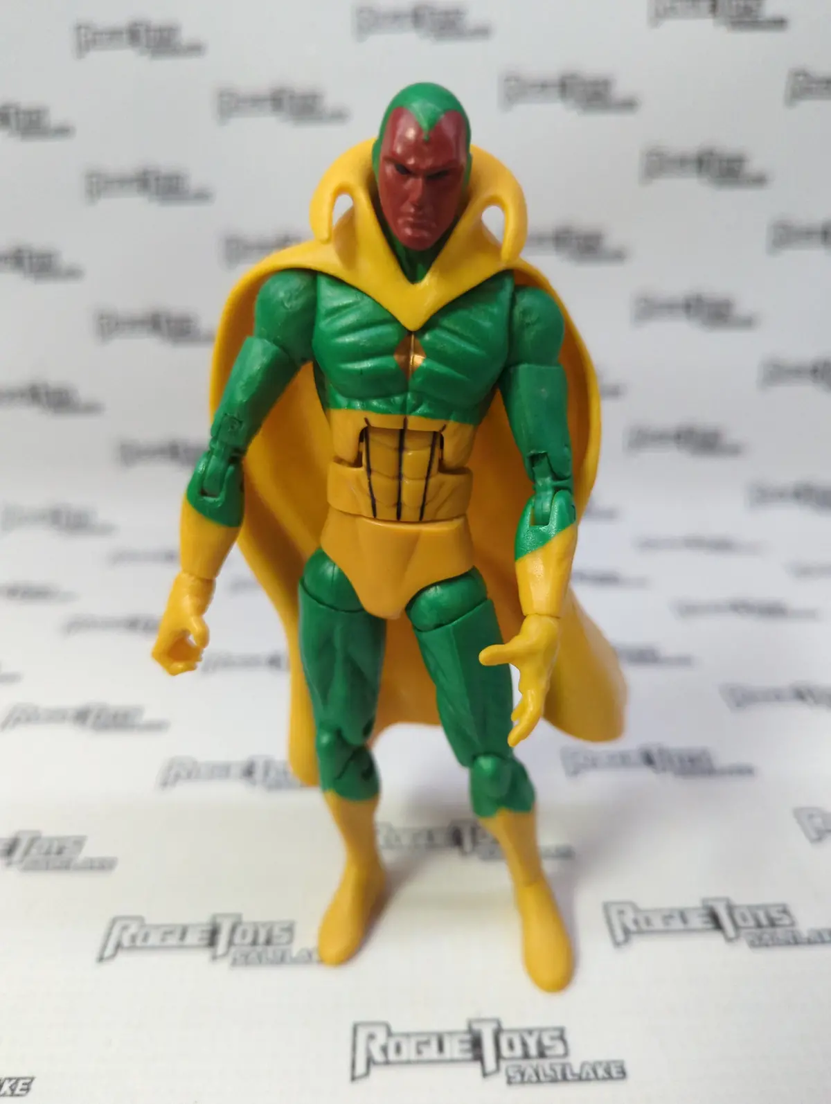 Hasbro Marvel Legends Series Vision (Ares Baf Wave) 1