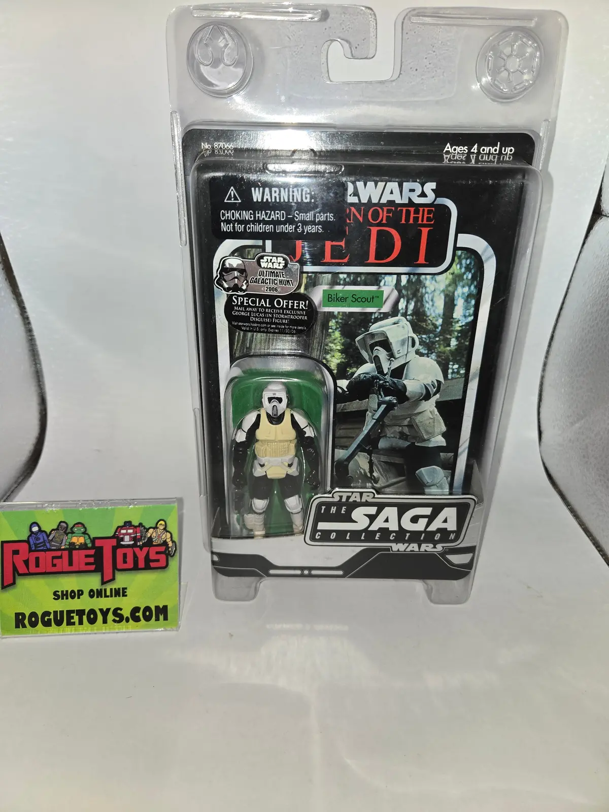 Hasbro Star Wars Saga Collection- Biker Scout 1