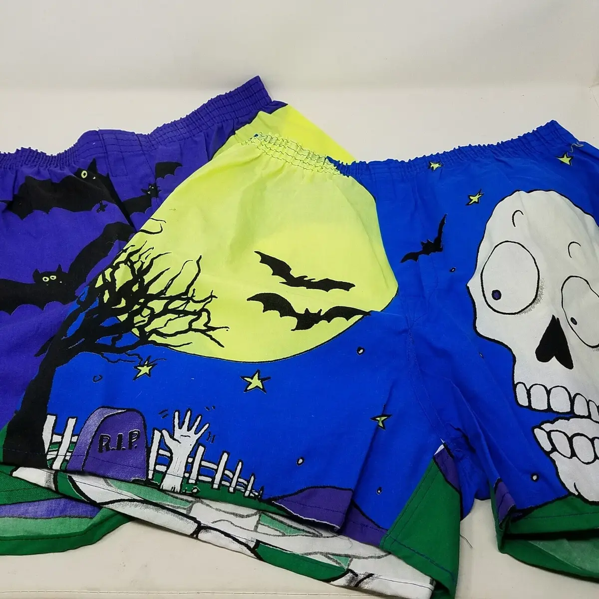Vintage Lot 2 Halloween Bats Skulls Boxers Shorts Underwear Mens L 36-38 Usa 1