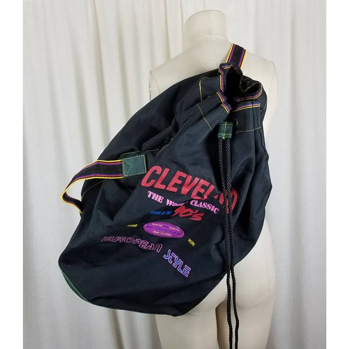 Vintage European Style Cleveland Drawstring Duffle Sling Backpack Weekender 90S 1