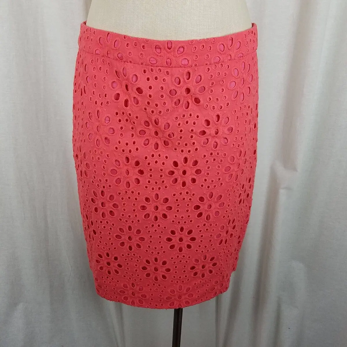 J Crew The Pencil Skirt Short Floral Eyelet Lace Womens 10 Circles Cotton Pink 1