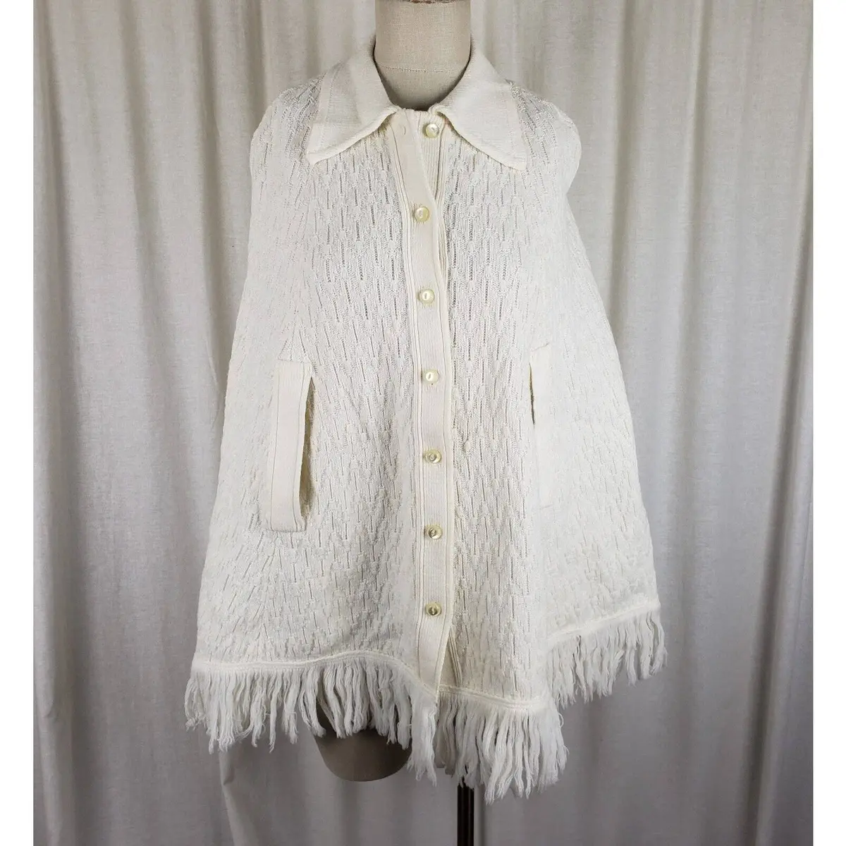 Vintage Sweater Bee By Banff Knit Crochet Fringe Sweater Cape Poncho Womens Mcm 1