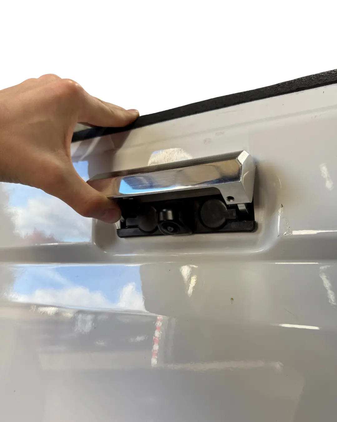 Billet Aluminum Tailgate Handle W/ Optional Backup Camera – 1987–1997 Ford F-Series 2