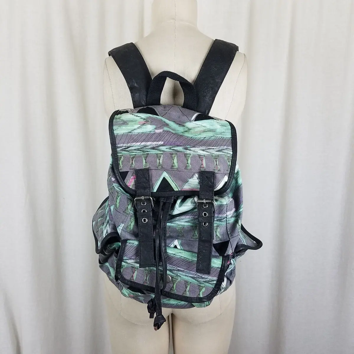 Mossimo Southwestern Aztec Tribal Print Backpack Rucksack Cinch Bag Womens Os 1