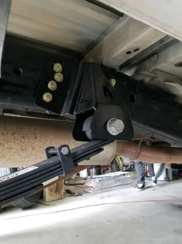 Obs Ford F-250/350 Rear 2008+ Leaf Spring Hanger Conversion Brackets 1
