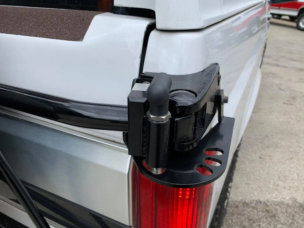 Spare Tire Carrier Swing Stop 1