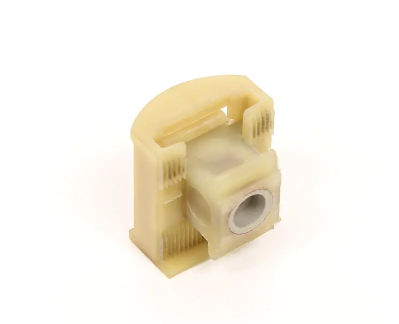 Complete Performance E40d / 4R100 / 5R110 Shift Cable Clip 1