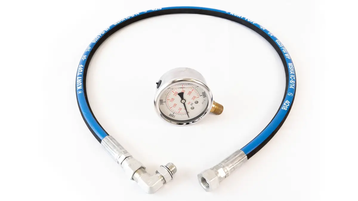 Complete Performance Fuel Pressure Test Gauge - 1994-2003 Ford F-Series 1