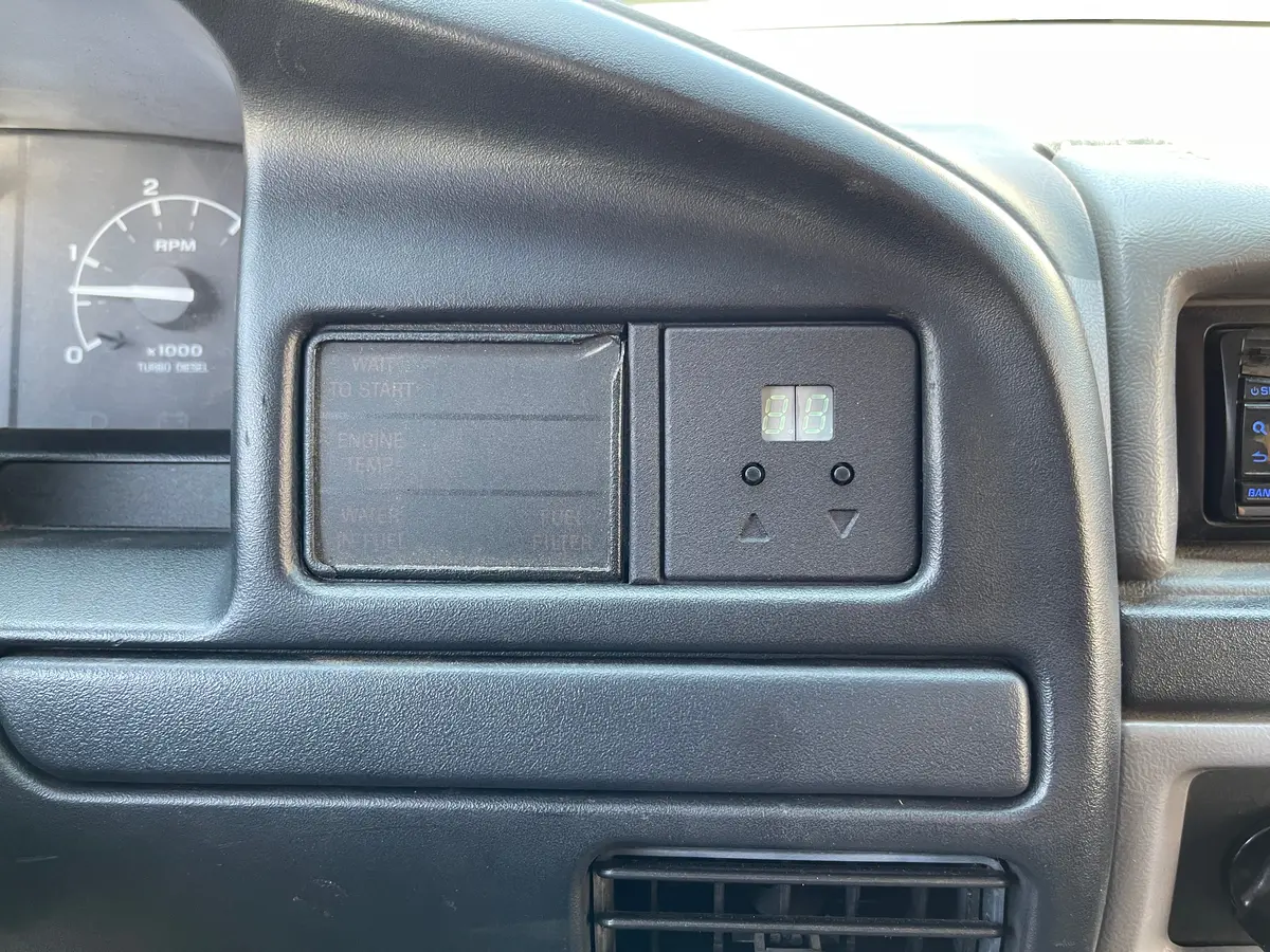 Complete Performance Hydra Dash Mount - 1994-1997 Ford F-Series 1