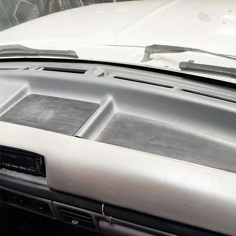 Non-Slip Dash Mat - 1992-1997 Ford F-Series/Bronco 1