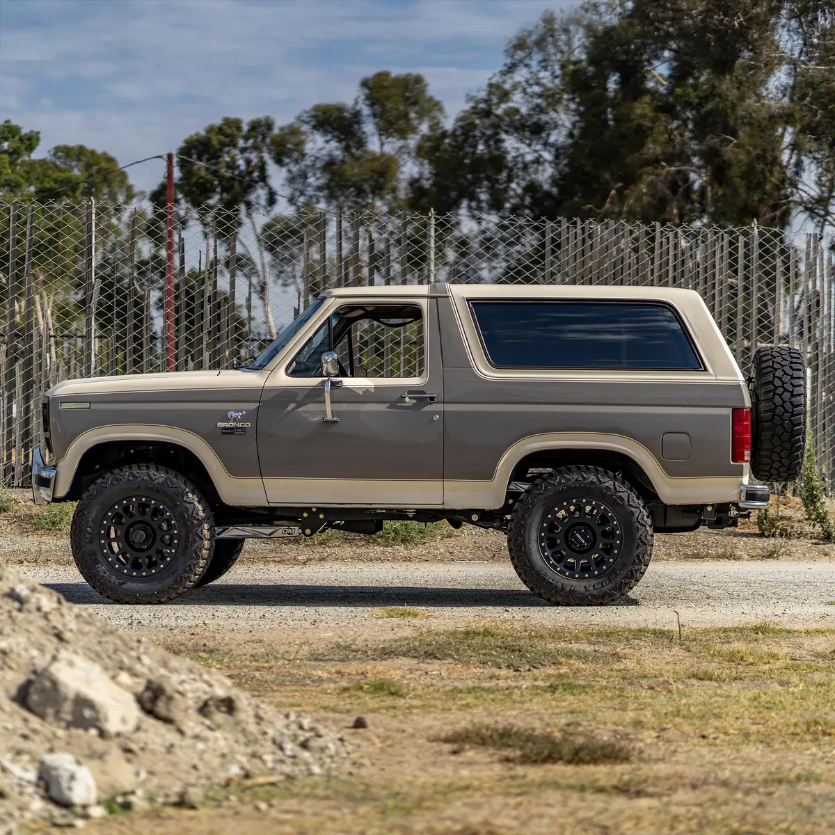 Desolate Motorsports "Daily Driver" Complete 3.5" (Bolt-On) - 1980-1996 Ford F150/Bronco 3