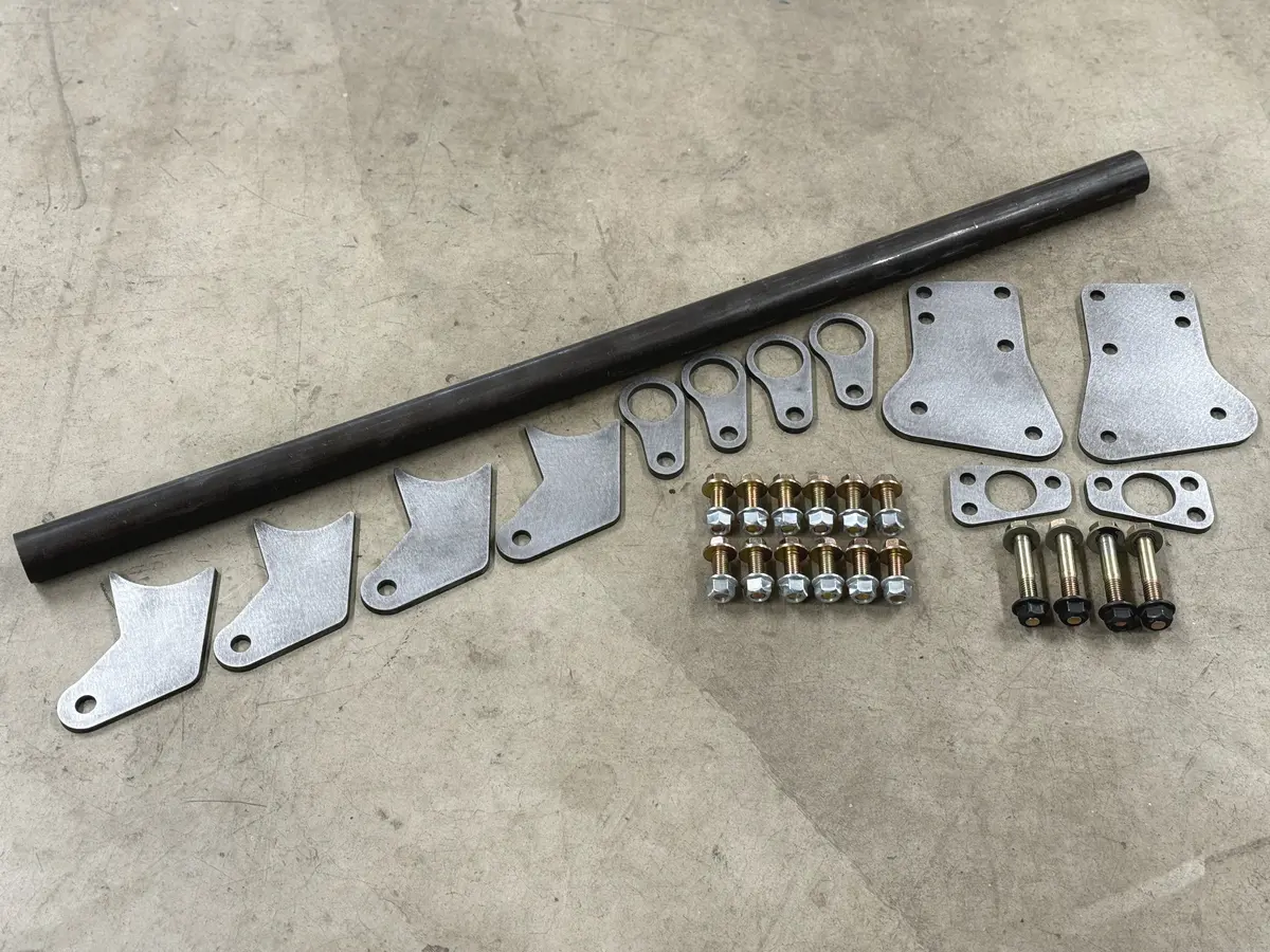 Carrick Customs Long Travel Rear Shock Mount Kit - 1980-1997 Ford F250/F350 4X4 1